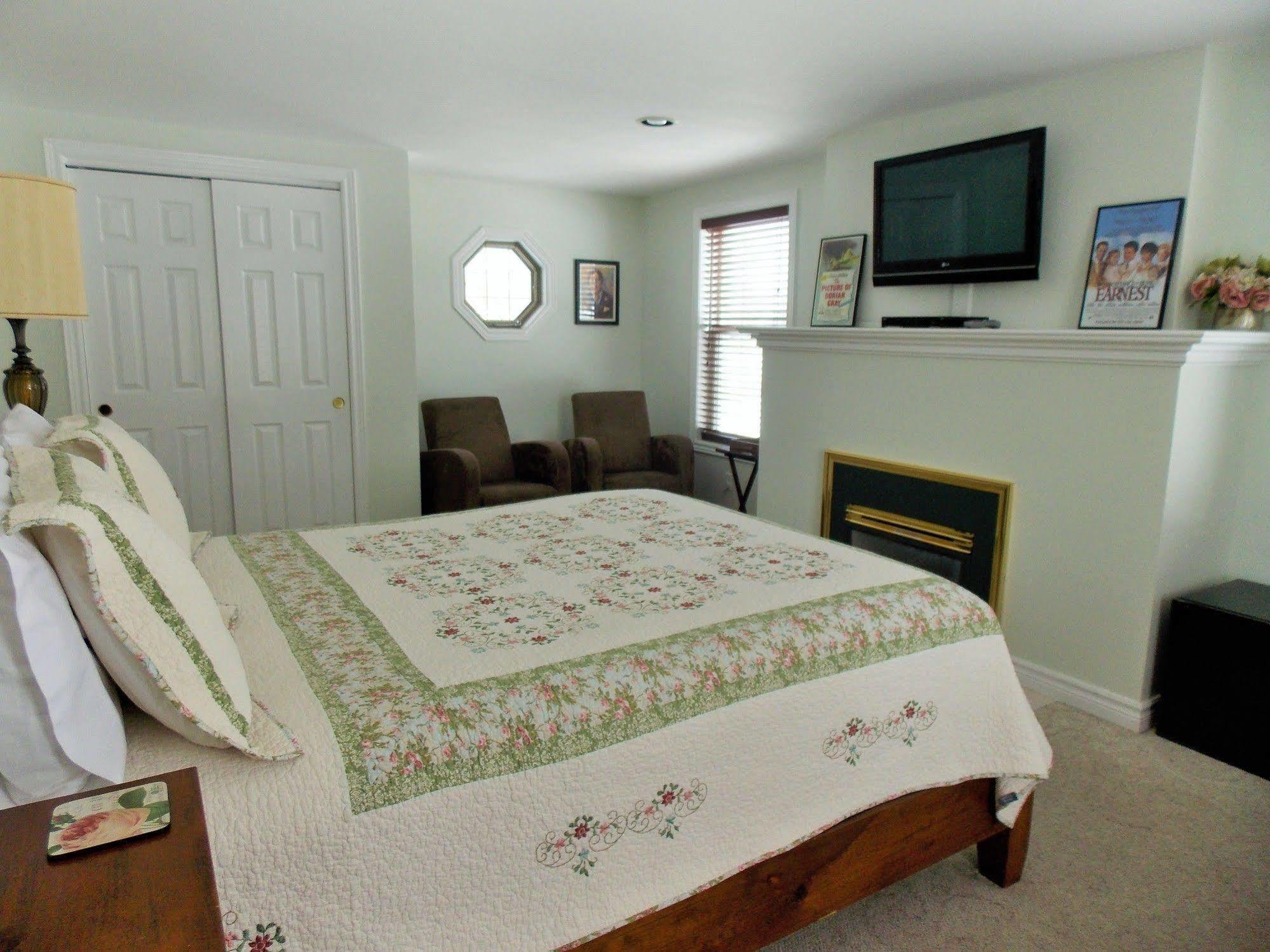 Finlay House Bed And Breakfast Niagara - On - The - Lake Esterno foto